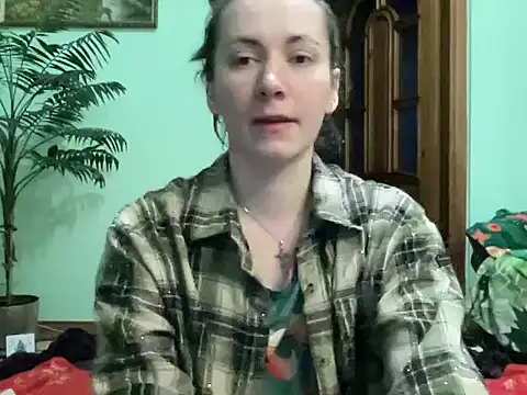 Snapshot of AngelTough20 chatting on 05-24-26, 02:05 AngelTough20 online show from 05-24-26, 02:05