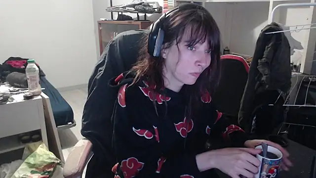 missthon0 online show from 03-10-26, 11:04