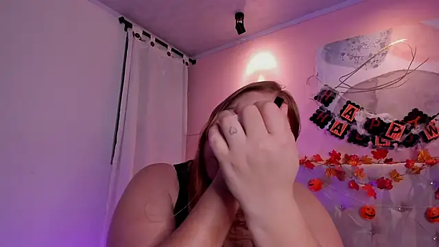 hannamartinn online show from 10-24-25, 03:19