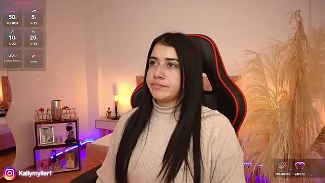 Snapshot of KallyMyller1 chatting on 01-17-25, 07:38 KallyMyller1 online show from 01-17-25, 07:38