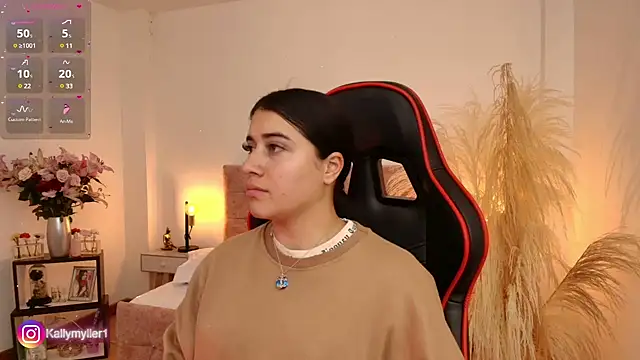 Snapshot of KallyMyller1 chatting on 02-22-25, 07:47 KallyMyller1 online show from 02-22-25, 07:47