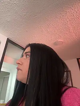 Snapshot of KallyMyller1 chatting on 11-10-25, 07:35 KallyMyller1 online show from 11-10-25, 07:35