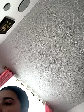 Snapshot of KallyMyller1 chatting on 01-08-26, 09:39 KallyMyller1 online show from 01-08-26, 09:39