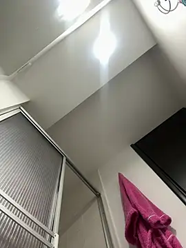 Snapshot of KallyMyller1 chatting on 02-07-26, 11:52 KallyMyller1 online show from 02-07-26, 11:52