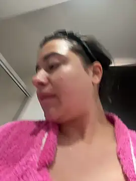 Snapshot of KallyMyller1 chatting on 02-10-26, 02:54 KallyMyller1 online show from 02-10-26, 02:54