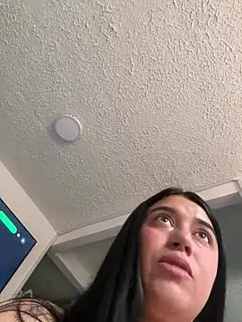 Snapshot of KallyMyller1 chatting on 02-13-26, 09:33 KallyMyller1 online show from 02-13-26, 09:33