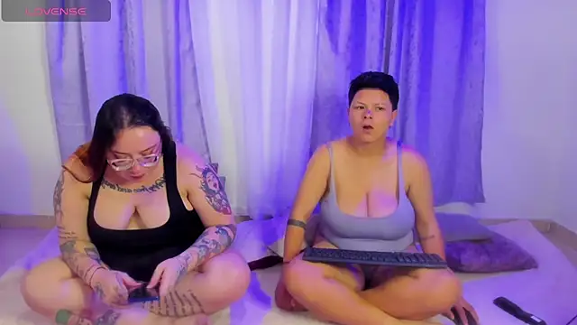 MiaYMolly online show from 04-13-26, 01:55