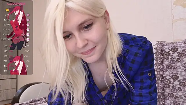 Snapshot of Evelyn_rabbit chatting on 01-30-25, 01:53 Evelyn rabbit online show from 01-30-25, 01:53