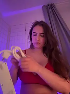 eleonoree online show from 11-17-25, 09:42