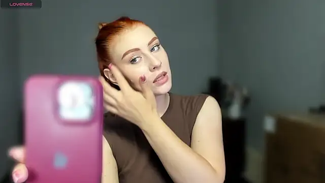 KindKristy online show from 06-18-26, 04:57