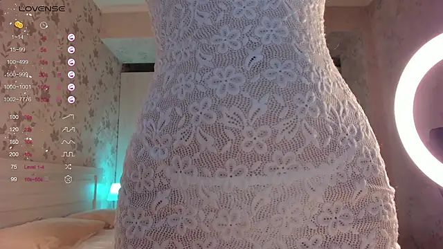 Snapshot of Bb__girl chatting on 03-01-26, 01:07 Bb girl online show from 03-01-26, 01:07