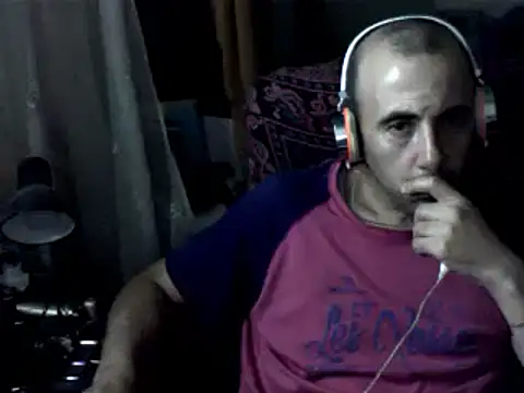 Snapshot of big_heart chatting on 07-15-26, 02:33 big heart online show from 07-15-26, 02:33