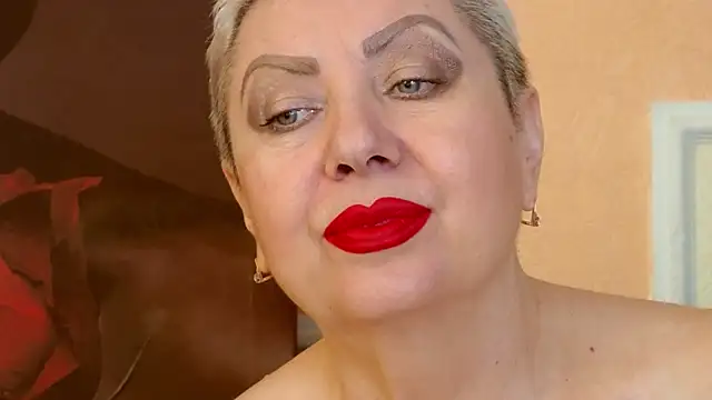 LadyPosh online show from 09-16-25, 08:54