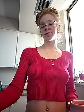 LucidLucy online show from 12-22-24, 04:06