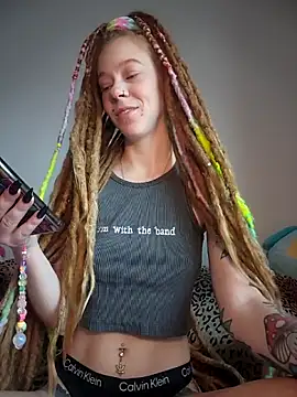 LucidLucy online show from 12-01-25, 02:00