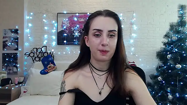 Snapshot of FranceskoJones chatting on 12-19-24, 12:24 FranceskoJones online show from 12-19-24, 12:24