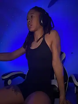 Snapshot of thebrattygoddess chatting on 12-07-24, 11:07 thebrattygoddess online show from 12-07-24, 11:07