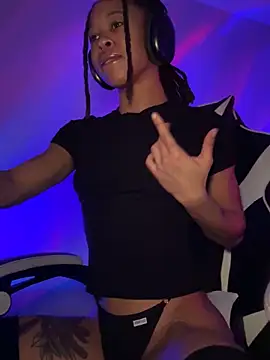 Snapshot of thebrattygoddess chatting on 12-10-24, 11:22 thebrattygoddess online show from 12-10-24, 11:22