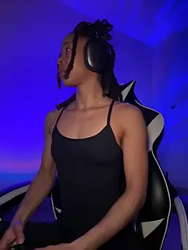 Snapshot of thebrattygoddess chatting on 01-05-25, 10:21 thebrattygoddess online show from 01-05-25, 10:21