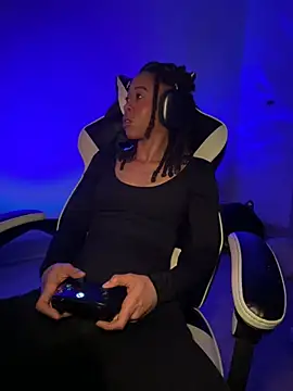 Snapshot of thebrattygoddess chatting on 01-07-25, 01:46 thebrattygoddess online show from 01-07-25, 01:46