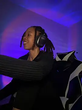 Snapshot of thebrattygoddess chatting on 01-14-25, 11:42 thebrattygoddess online show from 01-14-25, 11:42