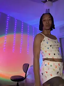 Snapshot of thebrattygoddess chatting on 09-19-25, 09:00 thebrattygoddess online show from 09-19-25, 09:00