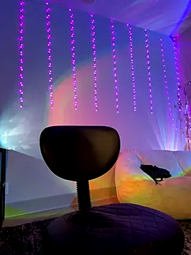 Snapshot of thebrattygoddess chatting on 10-18-25, 09:48 thebrattygoddess online show from 10-18-25, 09:48