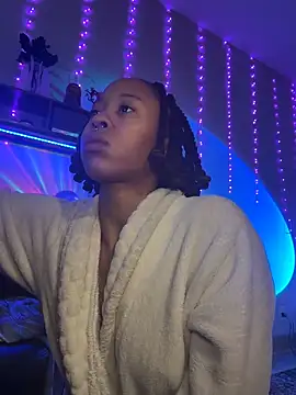 Snapshot of thebrattygoddess chatting on 12-19-25, 10:28 thebrattygoddess online show from 12-19-25, 10:28