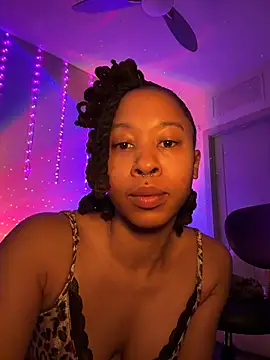 Snapshot of thebrattygoddess chatting on 02-20-26, 10:49 thebrattygoddess online show from 02-20-26, 10:49