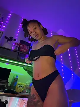 Snapshot of thebrattygoddess chatting on 03-15-26, 11:38 thebrattygoddess online show from 03-15-26, 11:38