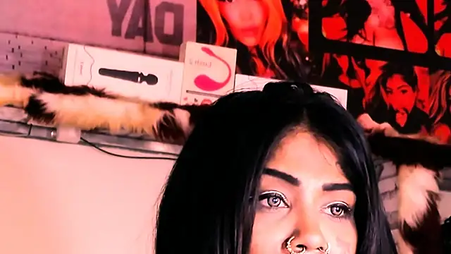 Snapshot of indian_dreamgirl chatting on 10-26-25, 02:01 indian dreamgirl online show from 10-26-25, 02:01