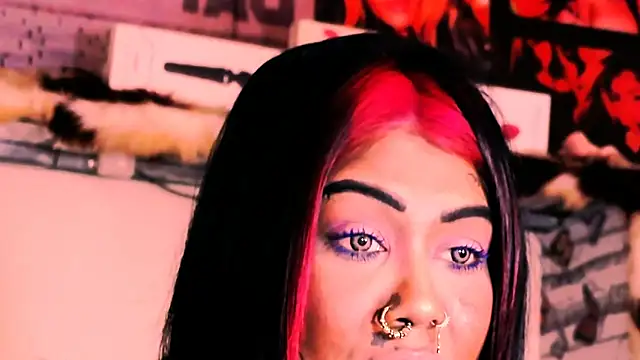 Snapshot of indian_dreamgirl chatting on 11-07-25, 09:04 indian dreamgirl online show from 11-07-25, 09:04