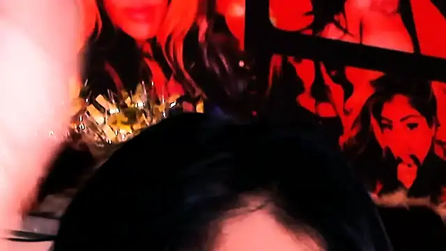 Snapshot of indian_dreamgirl chatting on 12-15-25, 10:19 indian dreamgirl online show from 12-15-25, 10:19