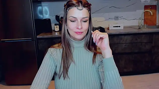 Snapshot of AlexiaDarren chatting on 02-12-25, 10:04 AlexiaDarren online show from 02-12-25, 10:04