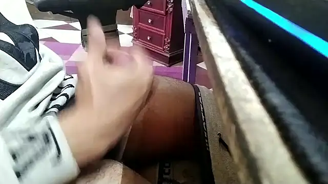 growing20yo online show from 02-03-26, 10:37