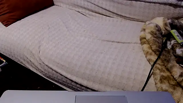 Snapshot of justinewe69 chatting on 12-04-25, 03:54 justinewe69 online show from 12-04-25, 03:54