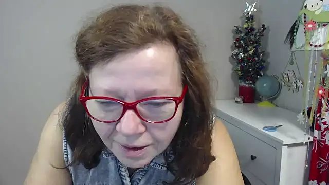 Snapshot of Adelewildx chatting on 01-16-25, 05:21 Adelewildx online show from 01-16-25, 05:21