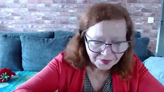 Snapshot of Adelewildx chatting on 10-18-25, 11:33 Adelewildx online show from 10-18-25, 11:33