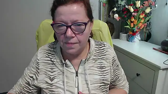 Adelewildx online show from 02-11-26, 03:55