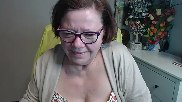 Adelewildx online show from 04-29-26, 03:43