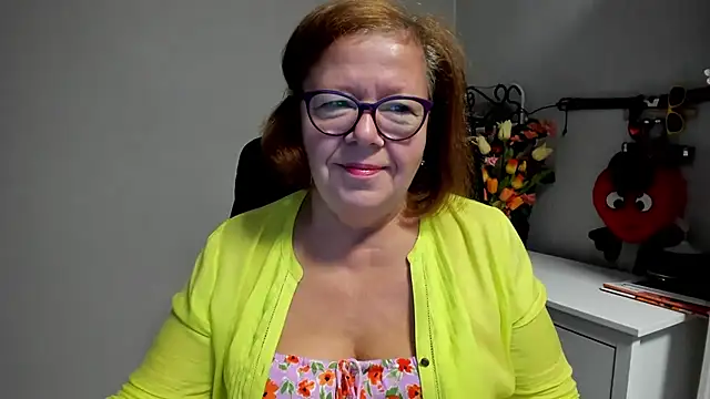 Snapshot of Adelewildx chatting on 07-14-26, 03:00 Adelewildx online show from 07-14-26, 03:00