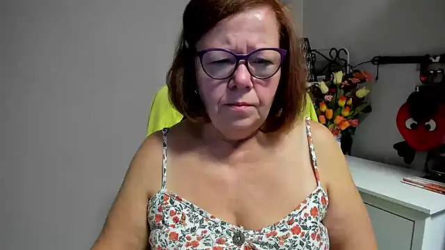 Snapshot of Adelewildx chatting on 07-23-26, 03:15 Adelewildx online show from 07-23-26, 03:15