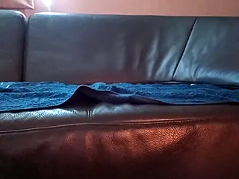 Snapshot of OliverBerlinSucht chatting on 12-03-25, 09:35 OliverBerlinSucht online show from 12-03-25, 09:35