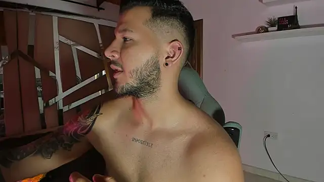 Snapshot of mister_miike chatting on 02-06-25, 06:08 mister miike online show from 02-06-25, 06:08