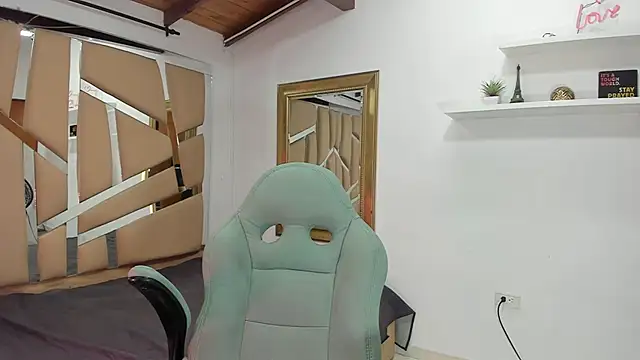 Snapshot of mister_miike chatting on 03-05-25, 03:08 mister miike online show from 03-05-25, 03:08