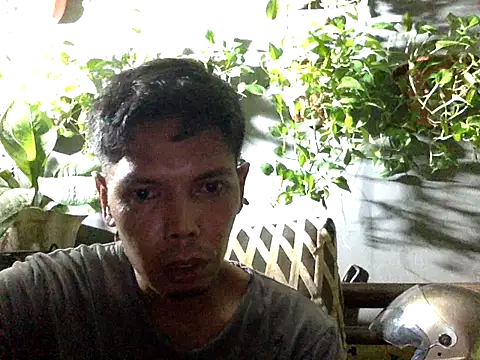 Snapshot of eddy_888 chatting on 06-24-26, 02:49 eddy 888 online show from 06-24-26, 02:49
