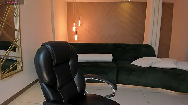 Snapshot of BrennaWalker chatting on 02-20-25, 03:23 BrennaWalker online show from 02-20-25, 03:23