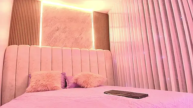 emyli sw  online show from 12-05-25, 03:04