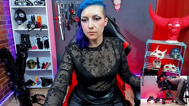 Mistress Yelena online show from 05-01-26, 11:31