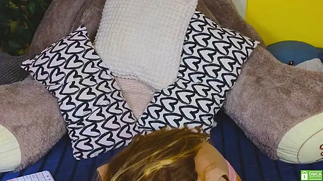 SuchArt  online show from 01-07-25, 04:37